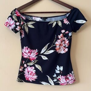 Dynamite| Lovely Pink, Green & Black Fitted Cap Sleeve Exposed Shoulder Top Sz S